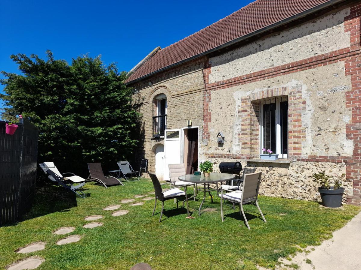 Gite De La Baguelande Les Andelys Exterior foto